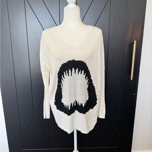Chic White and Black Graphic Sweater